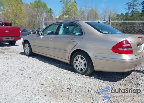 2003 Mercedes-Benz E 320 z USA, uszkodzony, nr VIN WDBUF65J13A122562